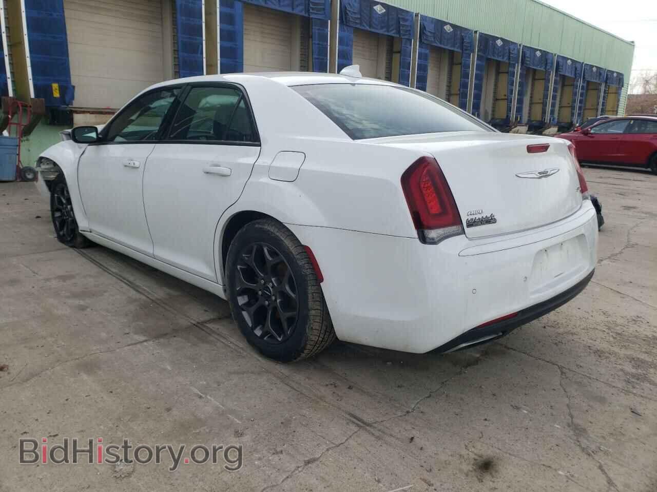 2016 CHRYSLER 300 - VIN: 2C3CCAGG9GH253440 - Фото 3