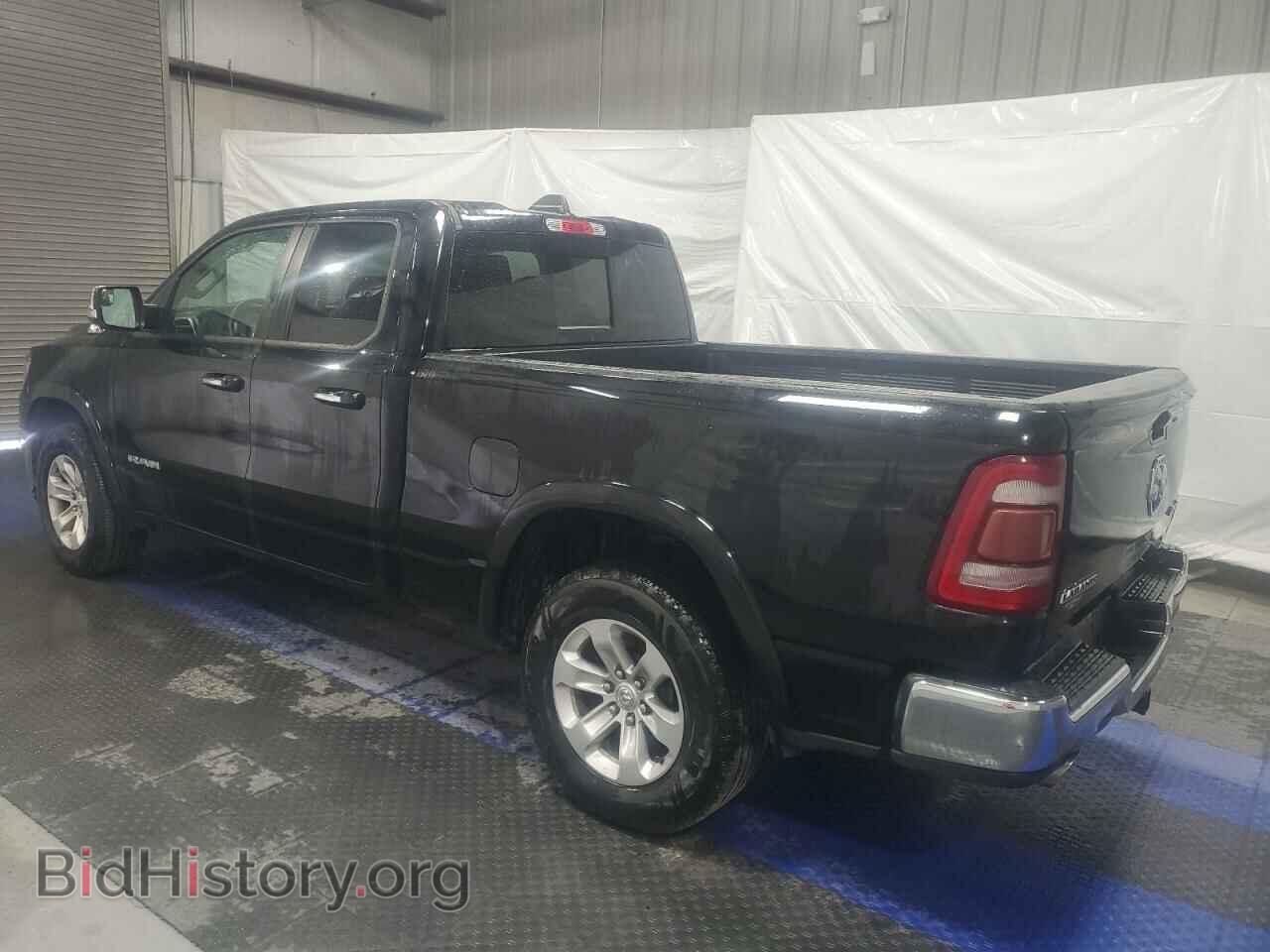 2020 RAM 1500 - VIN: 1C6SRFDT8LN281081 - Фото 2