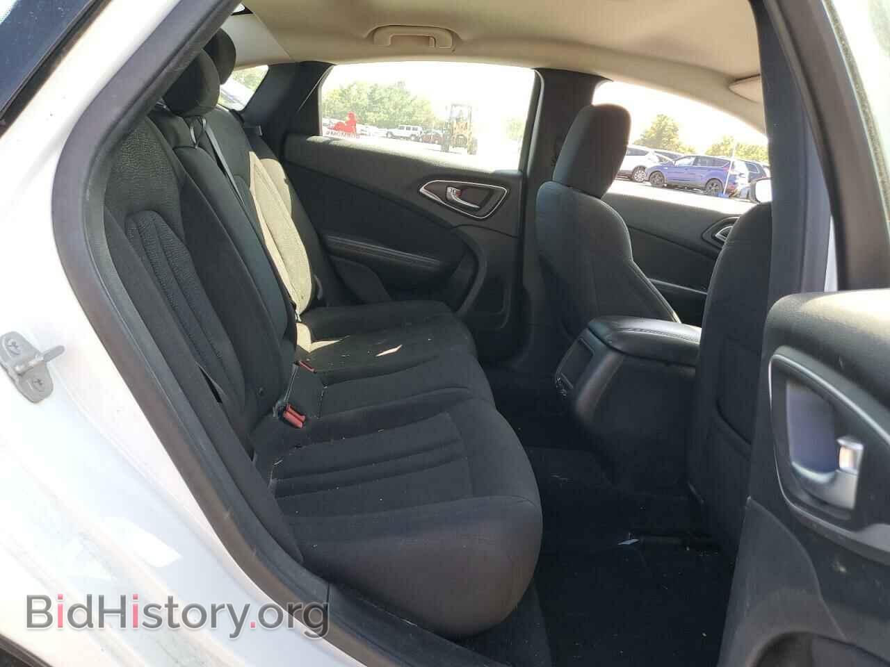 2015 CHRYSLER 200 - VIN: 1C3CCCAB1FN536865 - Фото 10