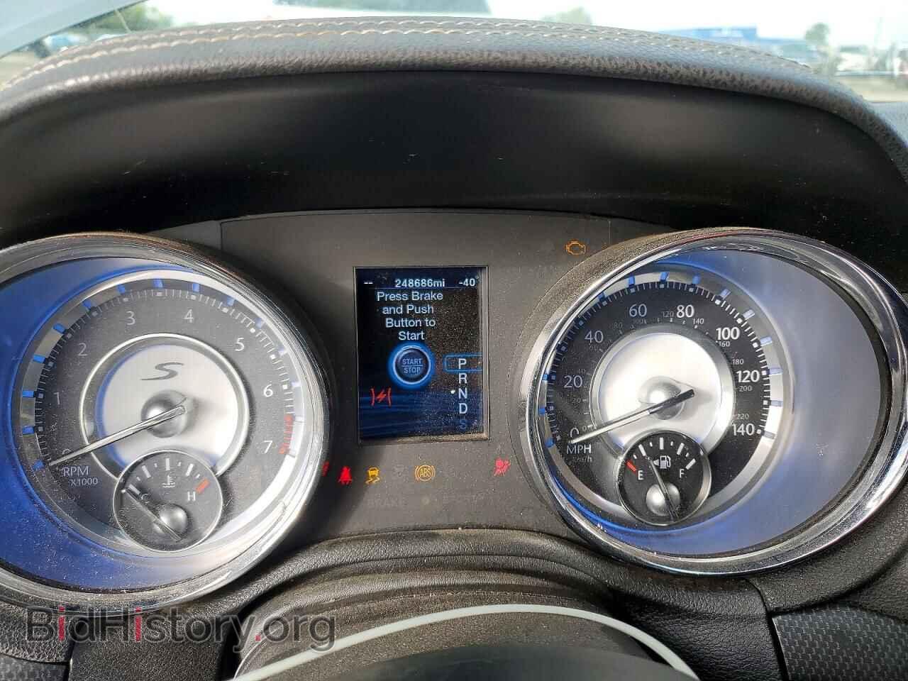 2012 CHRYSLER 300 - VIN: 2C3CCABG8CH289573 - Photo 9