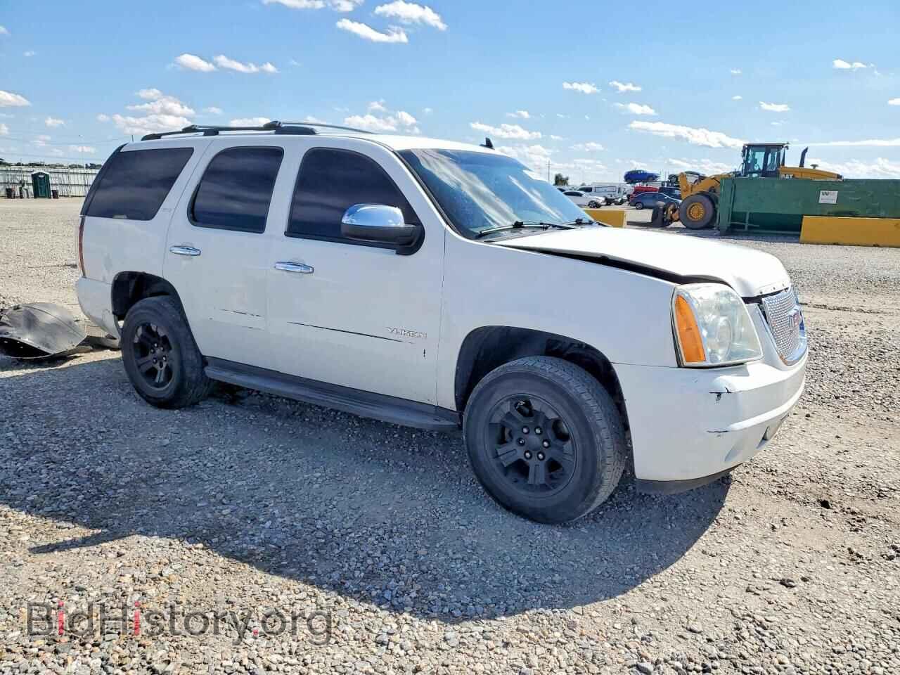 2010 GMC YUKON - VIN: 1GKUKCE02AR142101 - Photo 4