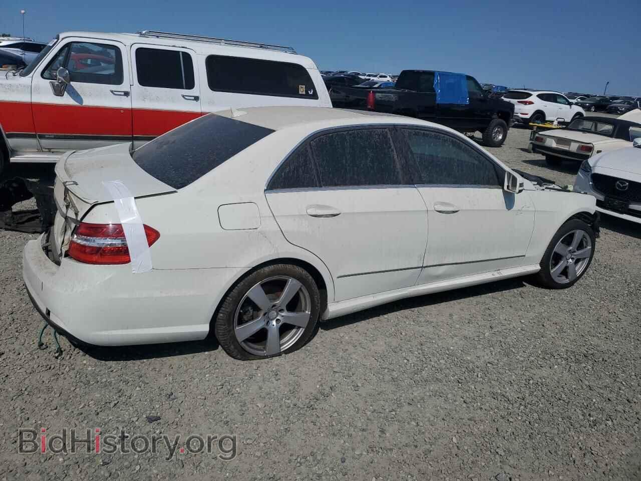 2012 MERCEDES-BENZ E-CLASS - VIN: WDDHF2EB6CA518898 - Фото 3