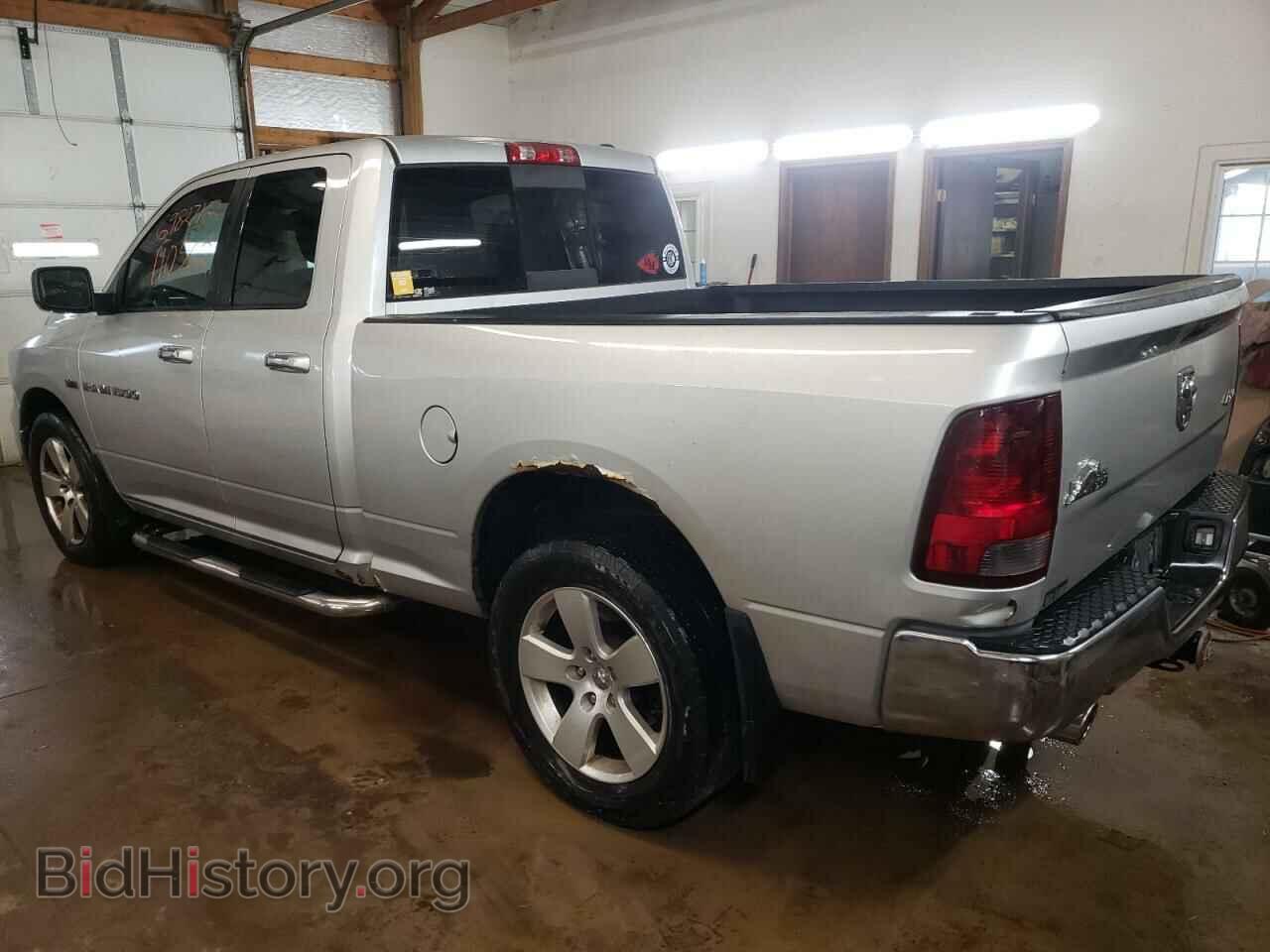 2011 DODGE RAM 1500 - VIN: 1D7RV1GT1BS532966 - Фото 2