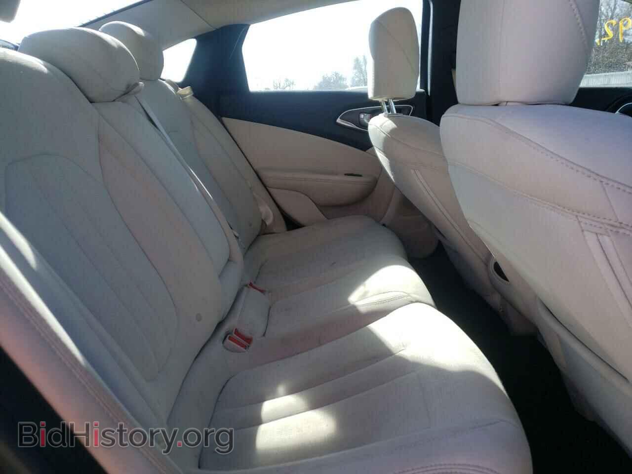 2015 CHRYSLER 200 - VIN: 1C3CCCAB3FN697573 - Фото 6