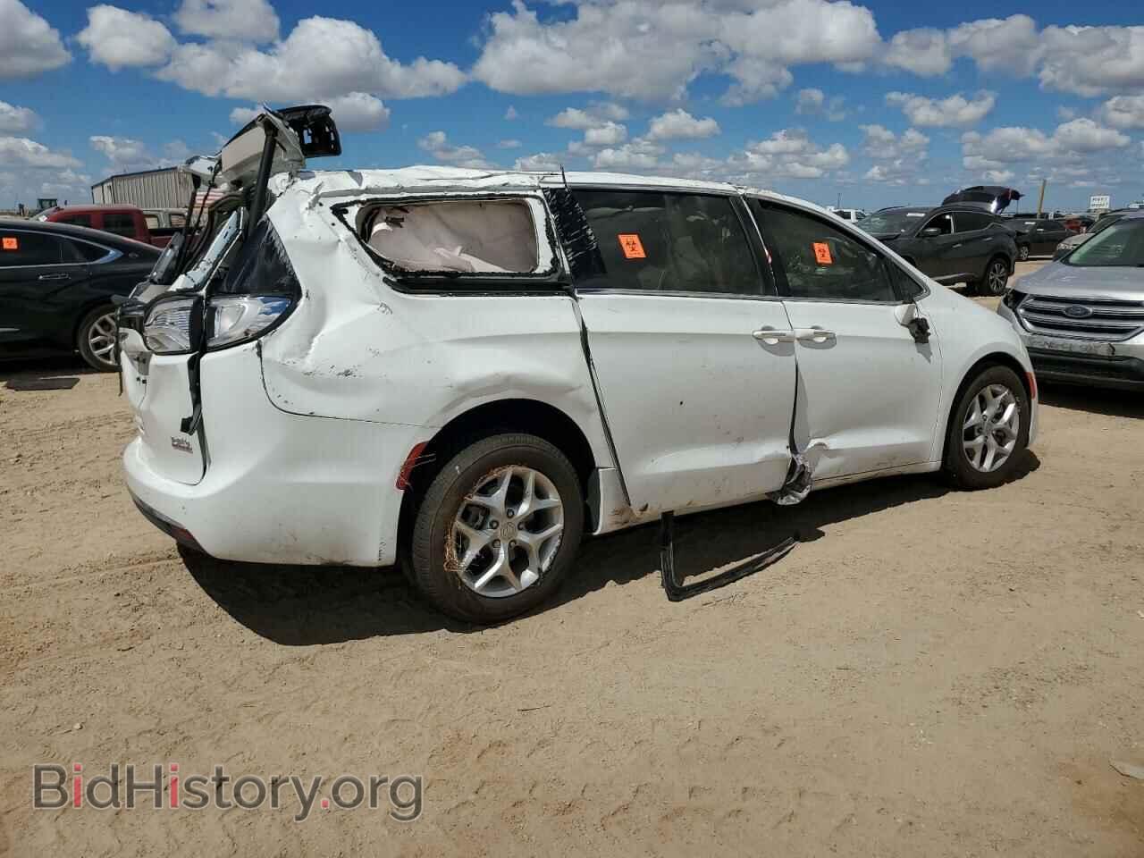2018 CHRYSLER PACIFICA - VIN: 2C4RC1FG9JR122663 - Фото 3