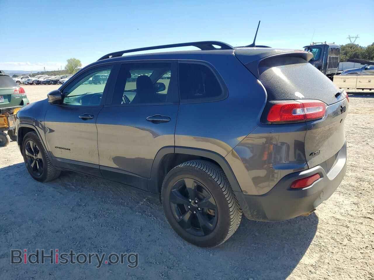 2018 JEEP CHEROKEE - VIN: 1C4PJMCB4JD586387 - Фото 2
