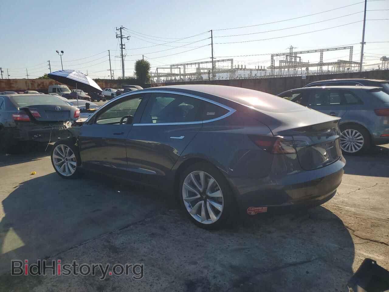2018 TESLA MODEL 3 - VIN: 5YJ3E1EA9JF011992 - Фото 2