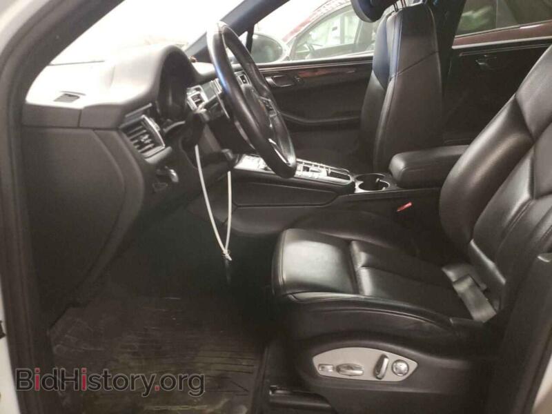 2017 Porsche MACAN (VIN WP1AB2A57HLB16308) — photo 7 of 13