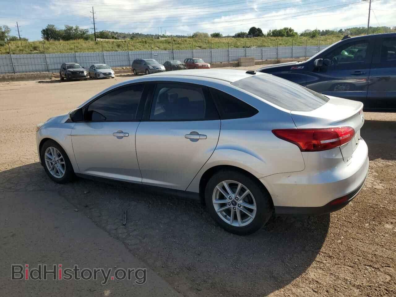 2017 FORD FOCUS - VIN: 1FADP3F20HL300581 - Фото 2