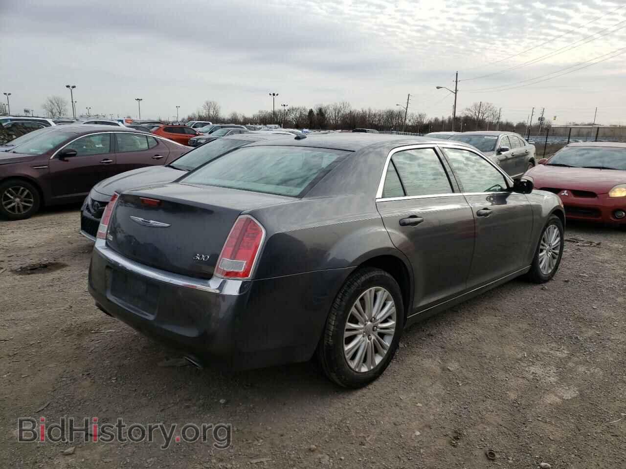 2014 CHRYSLER 300 - VIN: 2C3CCARG5EH104761 - Photo 4