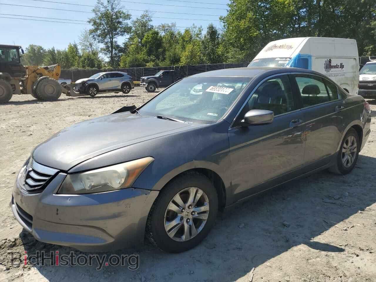 Photo 1HGCP2F6XBA102050 - HONDA ACCORD 2011