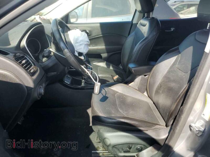 2020 Jeep COMPASS (VIN 3C4NJCCB7LT158389) — photo 7 of 12