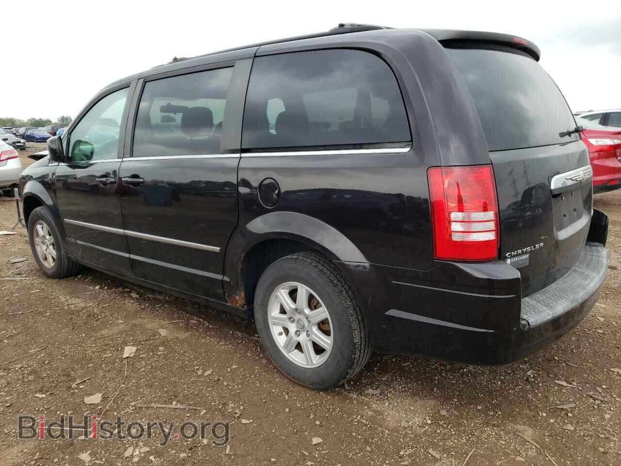 2010 CHRYSLER MINIVAN - VIN: 2A4RR8D12AR415420 - Photo 2