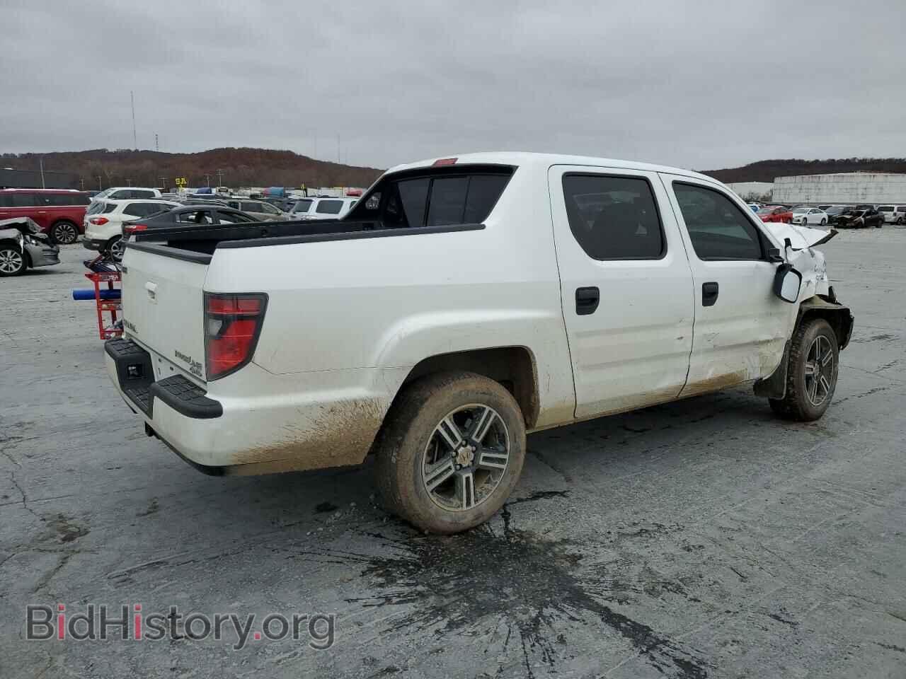 2013 HONDA RIDGELINE - VIN: 5FPYK1F78DB009759 - Фото 3