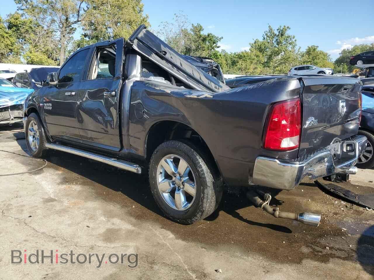 2016 RAM 1500 - VIN: 1C6RR7LT3GS185534 - Photo 2
