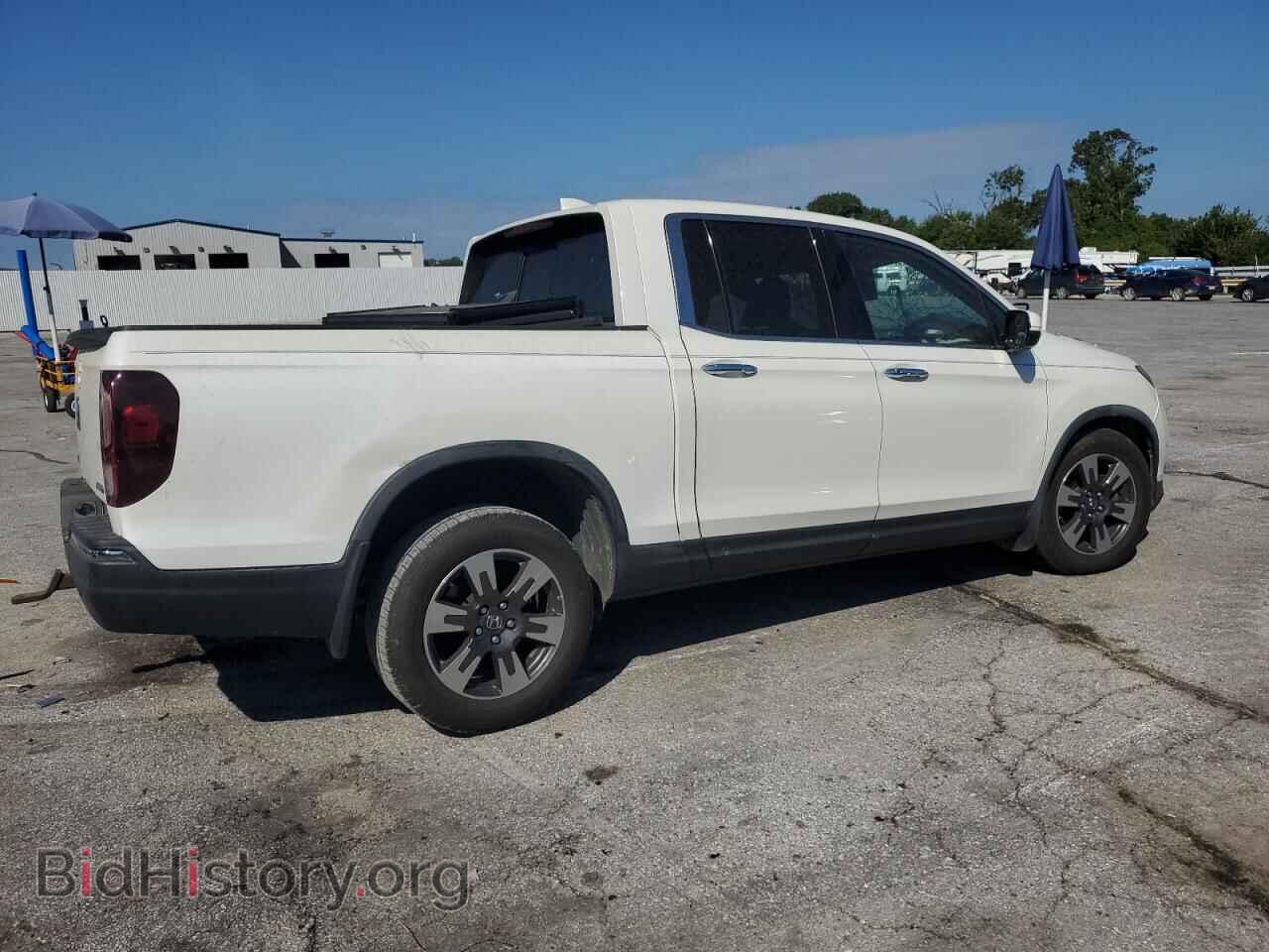 2017 HONDA RIDGELINE - VIN: 5FPYK3F71HB034892 - Фото 3