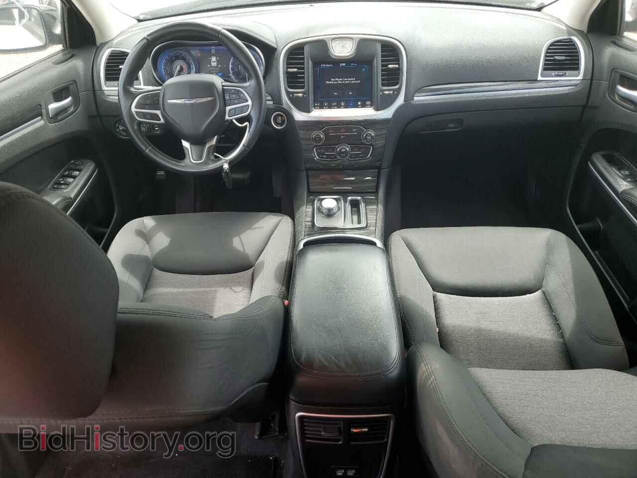 2018 CHRYSLER 300 - VIN: 2C3CCAAGXJH281957 - Фото 8