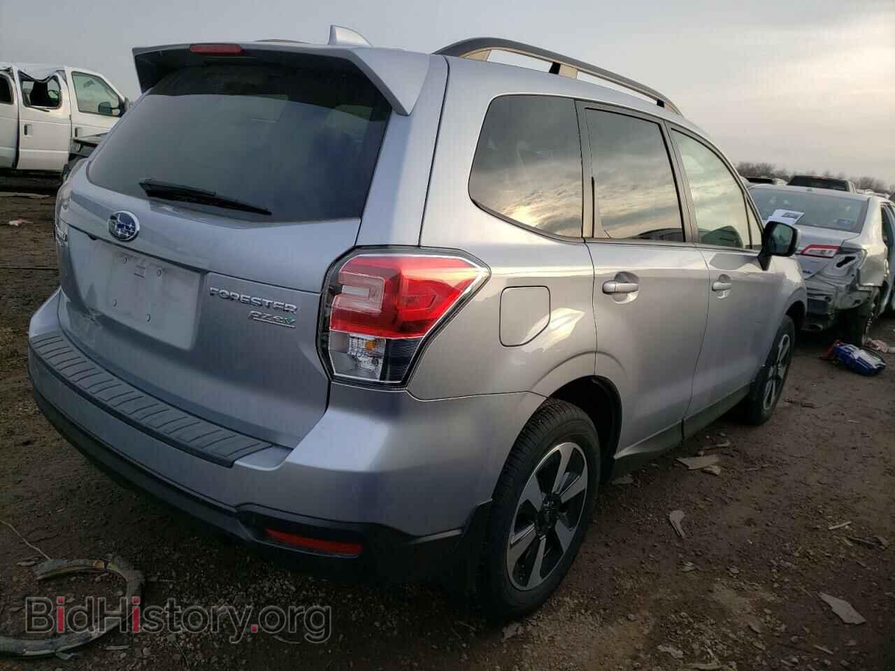 2017 SUBARU FORESTER - VIN: JF2SJAEC9HH527435 - Фото 3