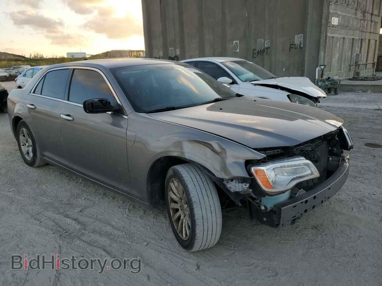 2014 CHRYSLER 300 - VIN: 2C3CCAAG2EH200231 - Фото 4