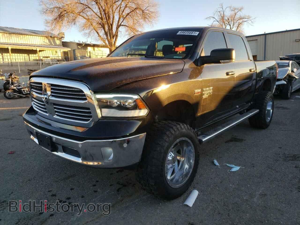 2019 RAM 1500 - VIN: 1C6RR7LT0KS518314 - Фото 2