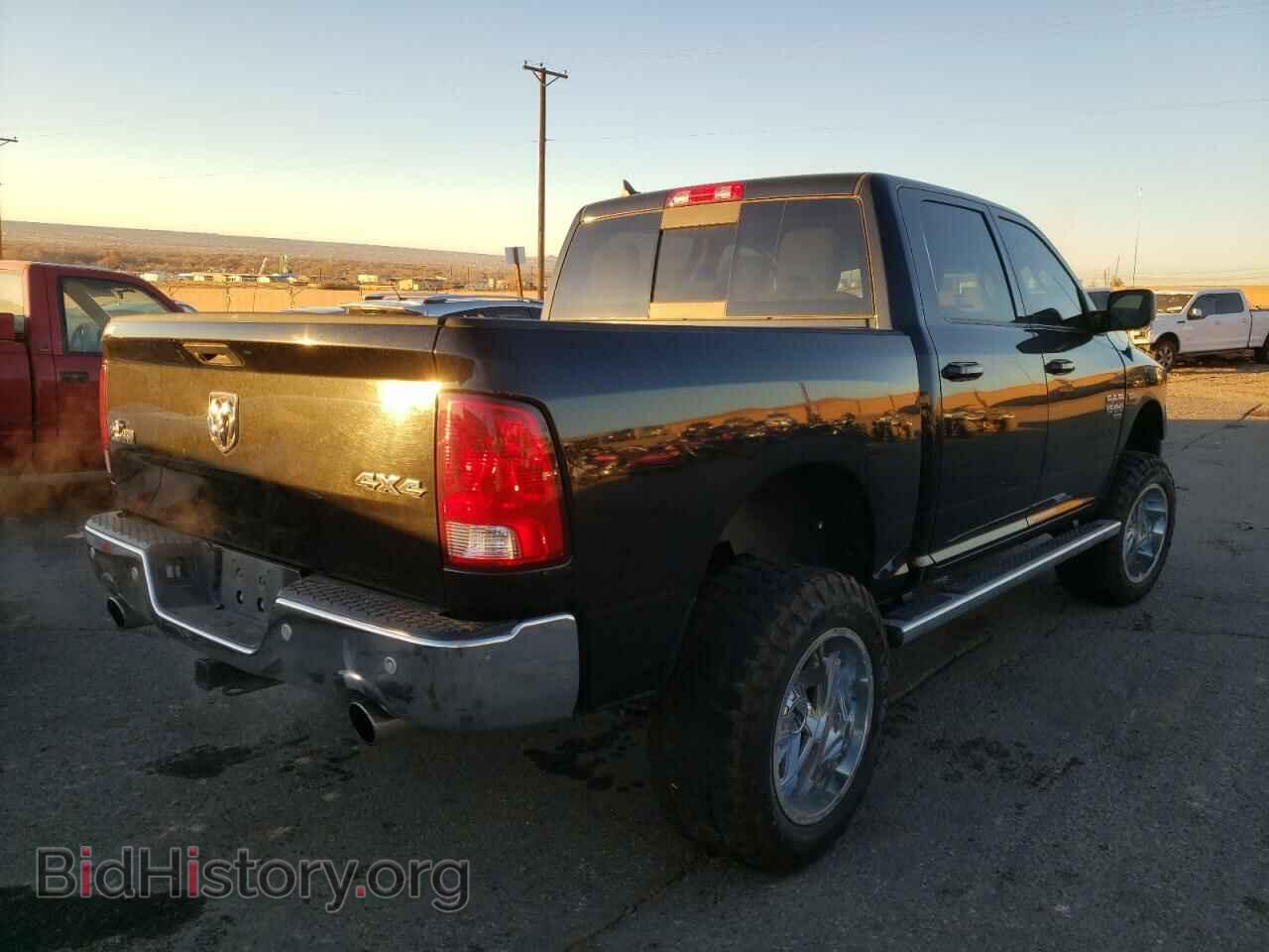 2019 RAM 1500 - VIN: 1C6RR7LT0KS518314 - Фото 4