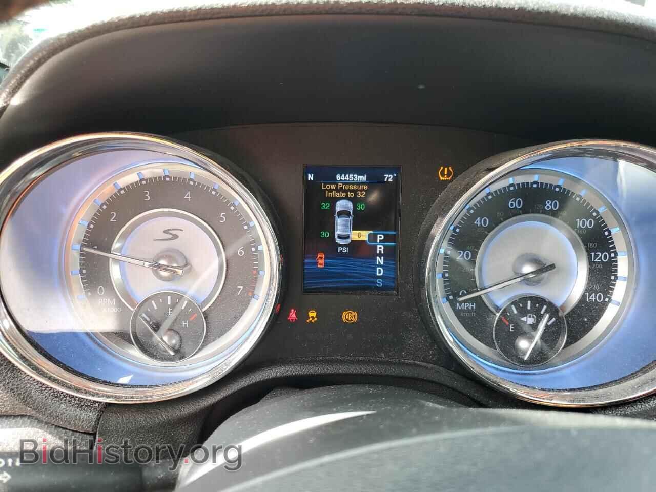 2014 CHRYSLER 300 - VIN: 2C3CCABG0EH344357 - Фото 9