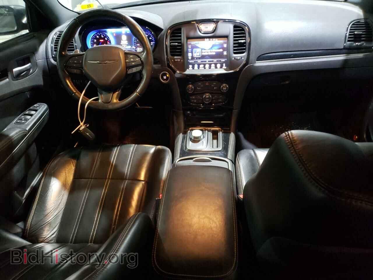 2016 CHRYSLER 300 - VIN: 2C3CCAGG7GH322450 - Фото 8