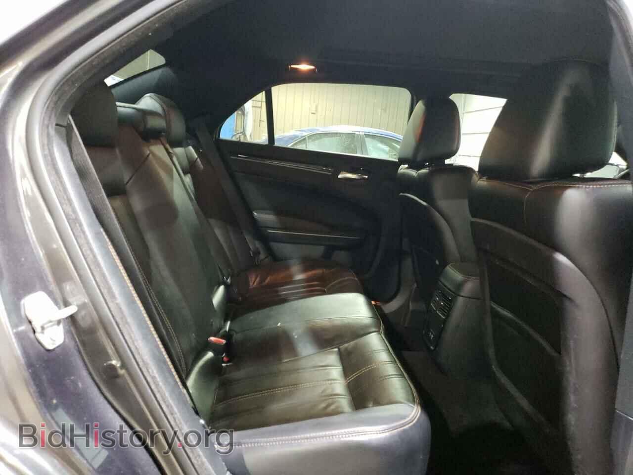 2016 CHRYSLER 300 - VIN: 2C3CCAGG7GH322450 - Фото 10