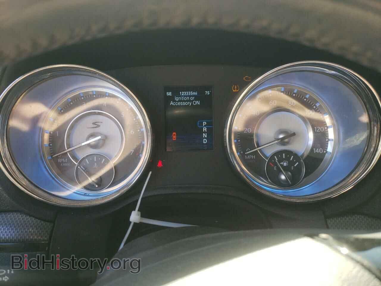 2013 CHRYSLER 300 - VIN: 2C3CCABG2DH556269 - Фото 9