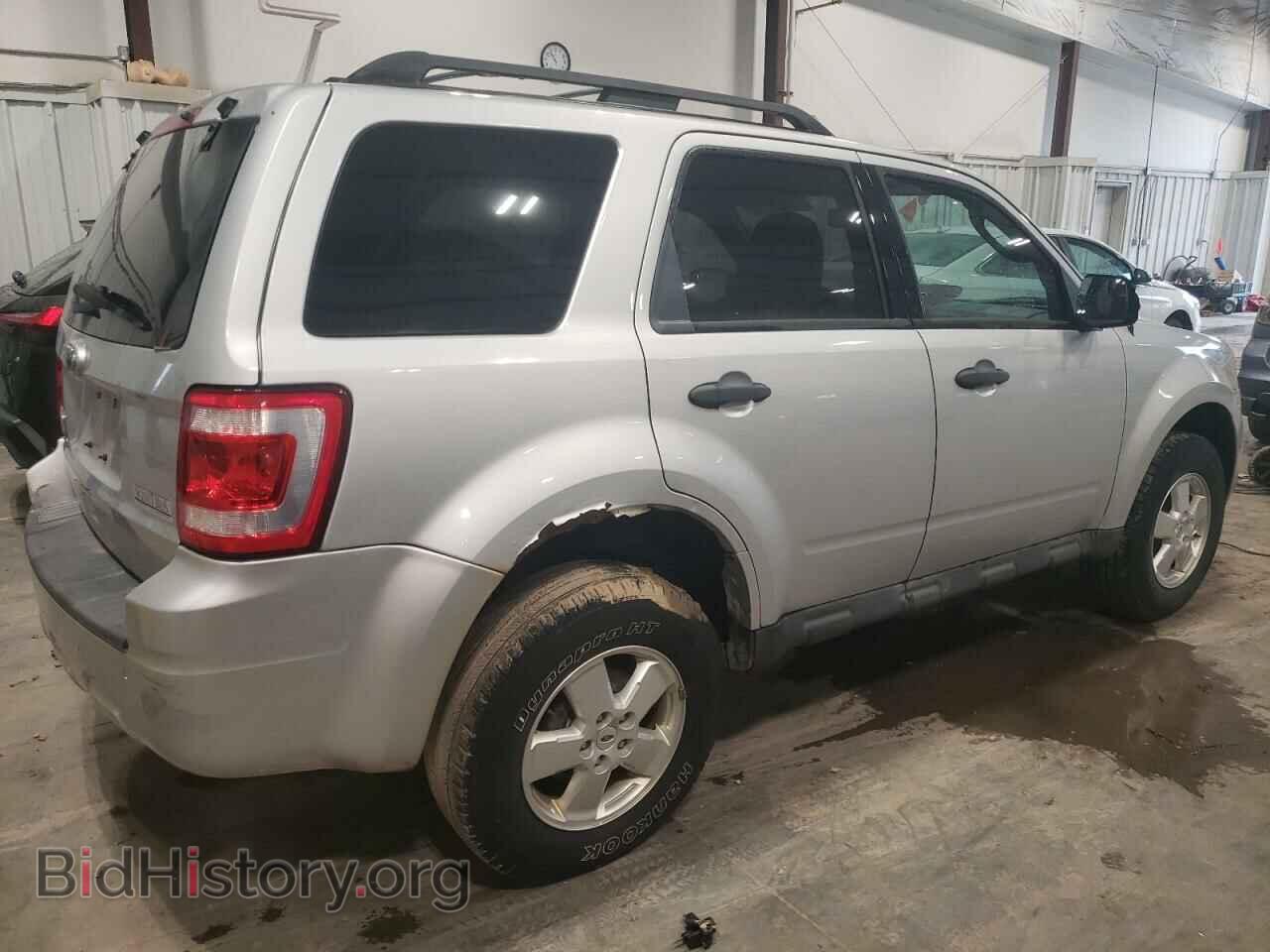 2011 FORD ESCAPE - VIN: 1FMCU0D77BKB71937 - Фото 3