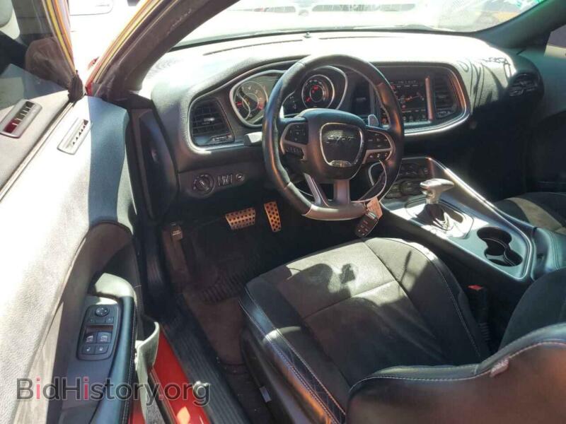 2015 Dodge CHALLENGER (VIN 2C3CDZDJ4FH877785) — photo 8 of 12