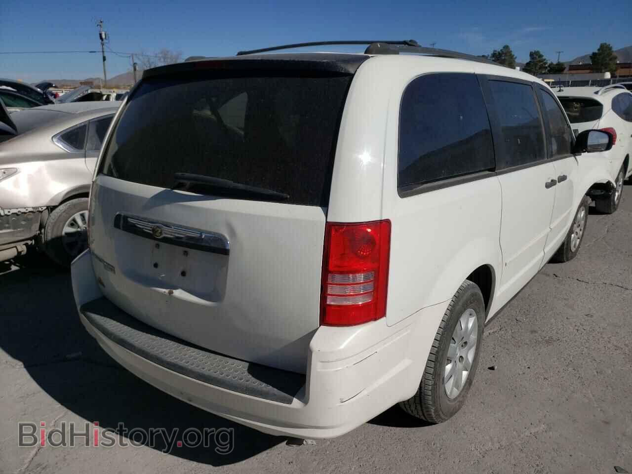 2008 CHRYSLER MINIVAN - VIN: 2A8HR44HX8R628142 - Фото 4