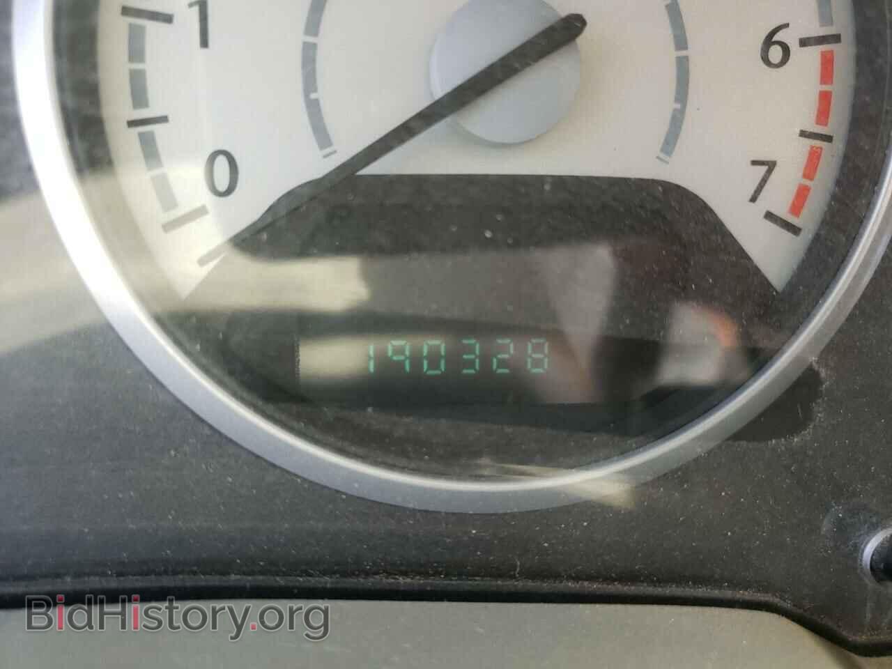 2008 CHRYSLER MINIVAN - VIN: 2A8HR44HX8R628142 - Фото 8