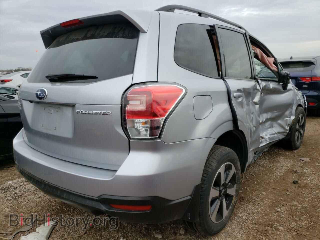 2018 SUBARU FORESTER - VIN: JF2SJAEC4JH578055 - Фото 3