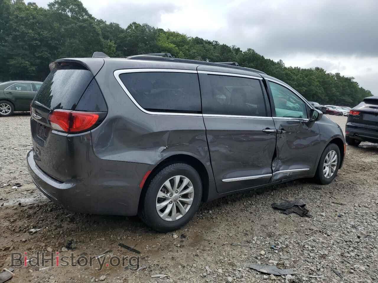 2017 CHRYSLER PACIFICA - VIN: 2C4RC1BG1HR711786 - Фото 3