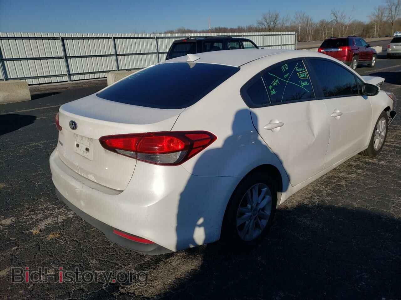 2017 KIA FORTE - VIN: 3KPFL4A76HE145776 - Фото 4