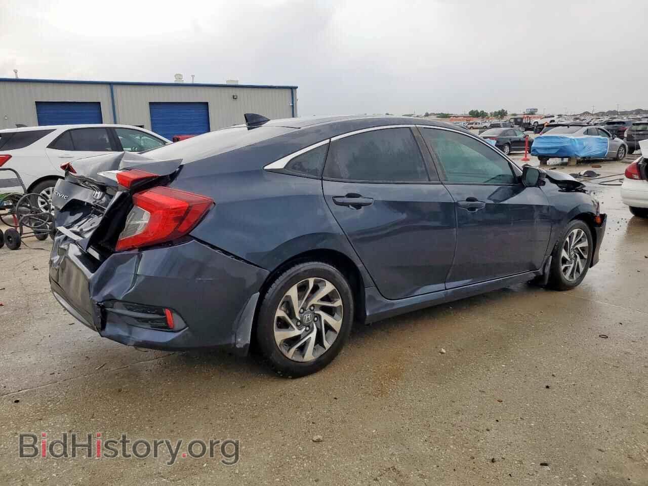 2018 HONDA CIVIC - VIN: 2HGFC2F72JH555158 - Фото 3