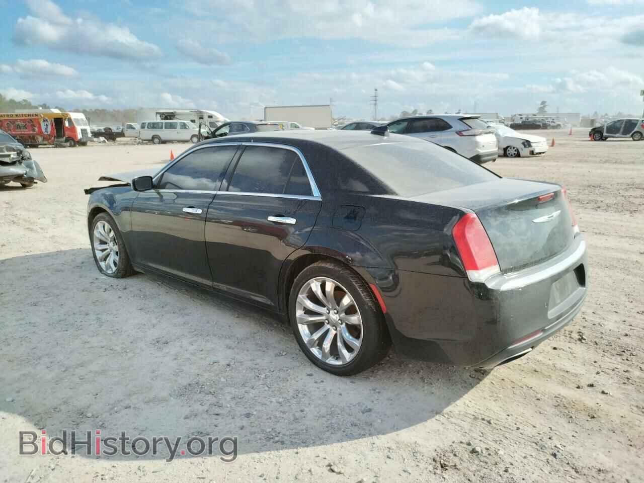 2016 CHRYSLER 300 - VIN: 2C3CCAET6GH224381 - Фото 2
