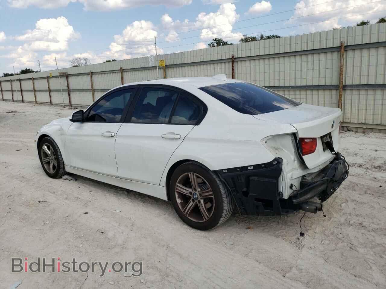 2014 BMW 3 SERIES - VIN: WBA3C1C58EK117366 - Фото 2