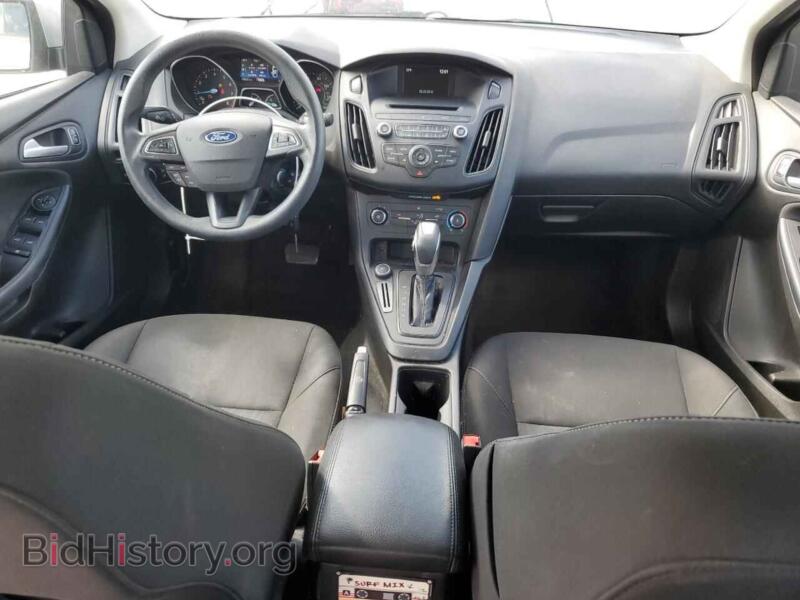 2016 Ford FOCUS (VIN 1FADP3F21GL320868) — фото 8 из 14