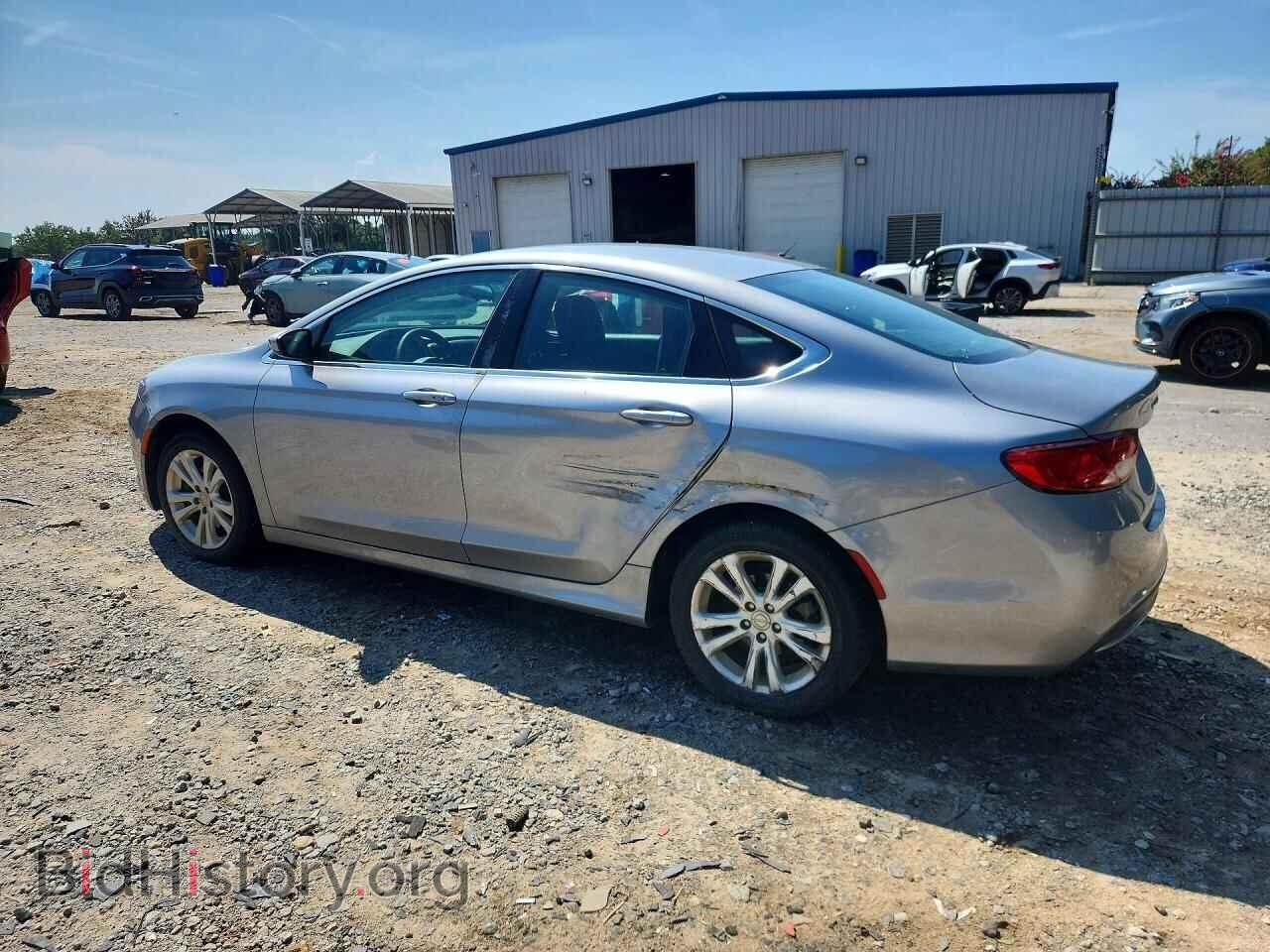 2016 CHRYSLER 200 - VIN: 1C3CCCAB4GN175732 - Photo 2