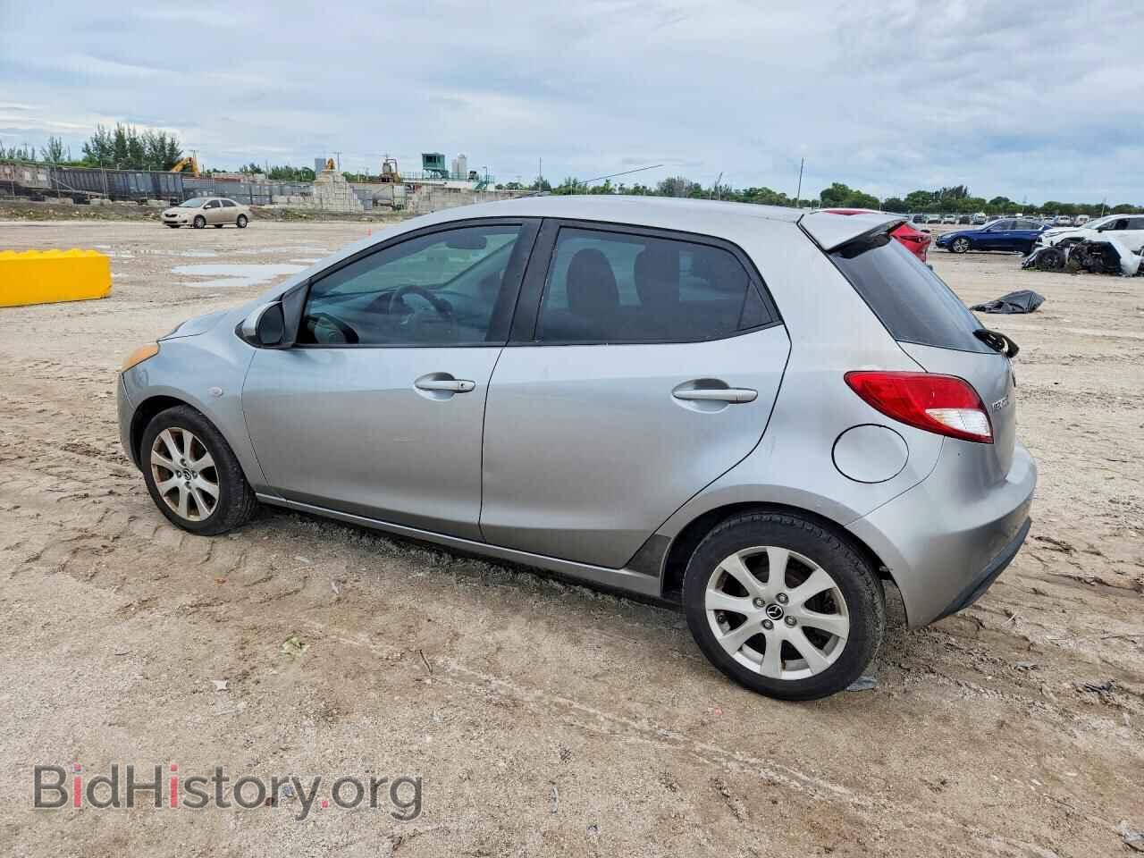 2013 Mazda 2 (VIN JM1DE1LY4D0160804) — photo 2 of 12
