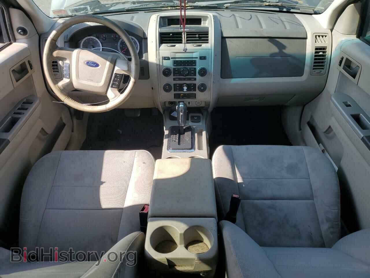 2011 FORD ESCAPE - VIN: 1FMCU4K37BKB48911 - Photo 8