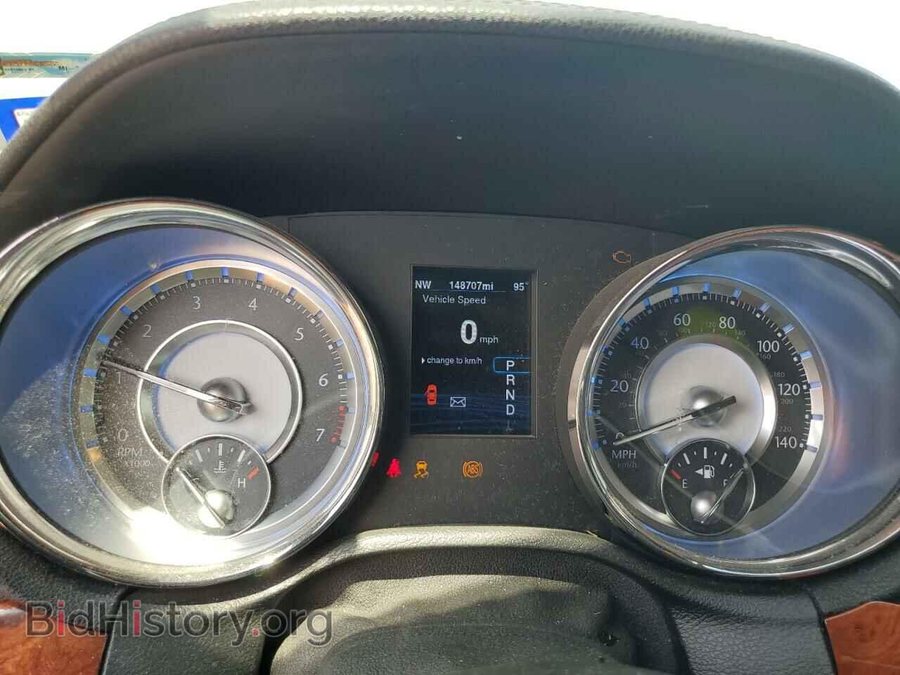 2014 CHRYSLER 300 - VIN: 2C3CCAAG2EH269355 - Фото 9