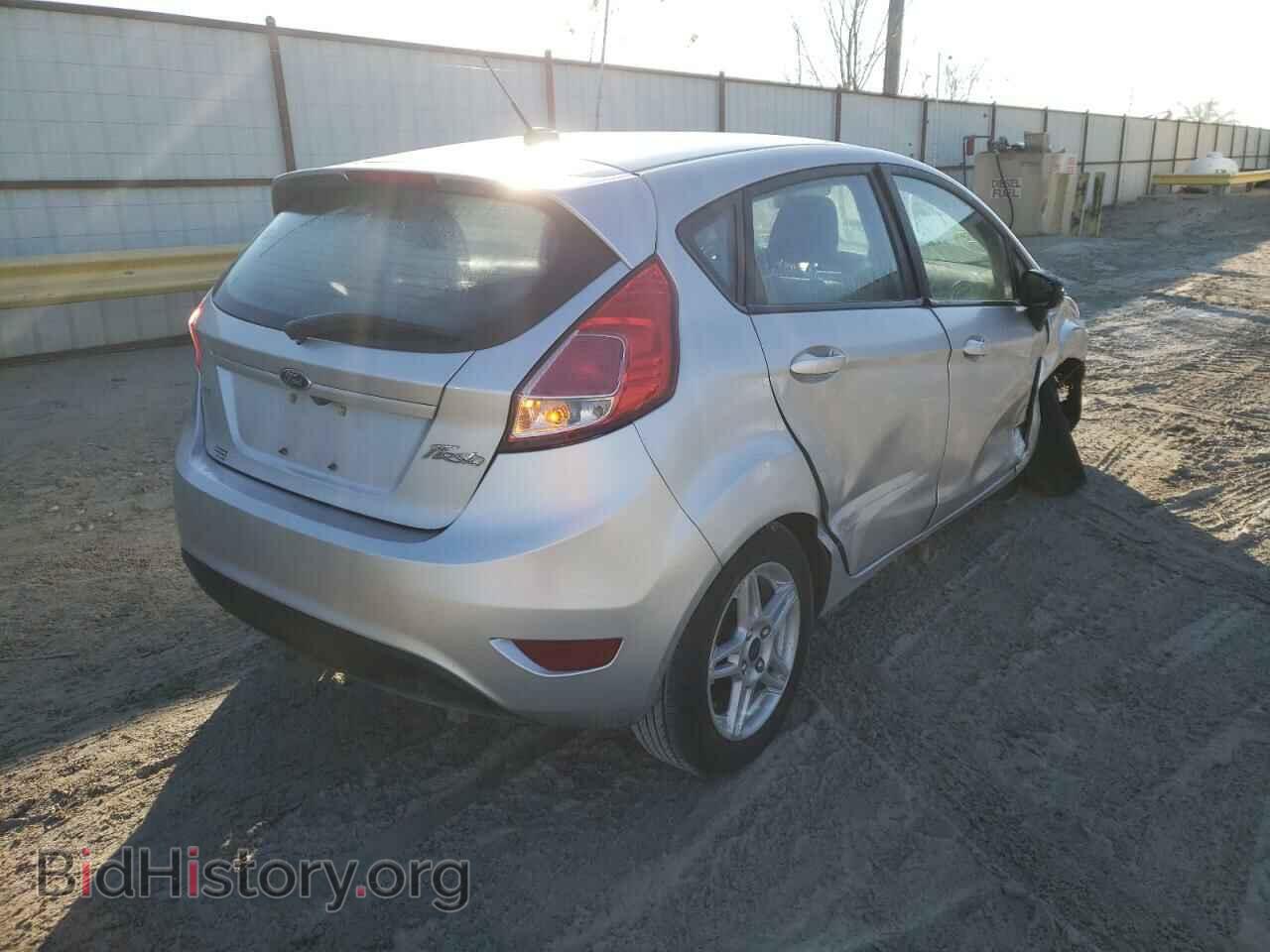 2018 FORD FIESTA - VIN: 3FADP4EJ9JM106909 - Фото 4