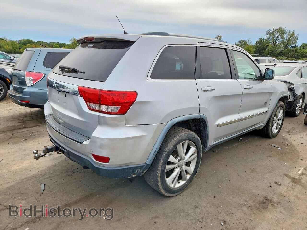 2011 JEEP CHEROKEE - VIN: 1J4RR4GT0BC646364 - Фото 3