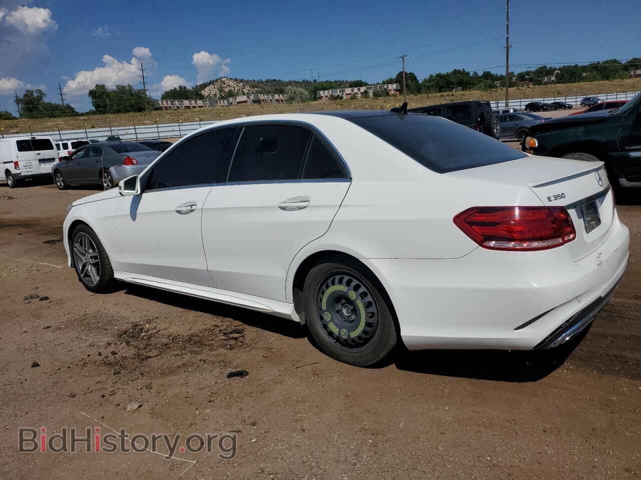 2015 MERCEDES-BENZ E-CLASS - VIN: WDDHF5KB4FB154923 - Фото 2