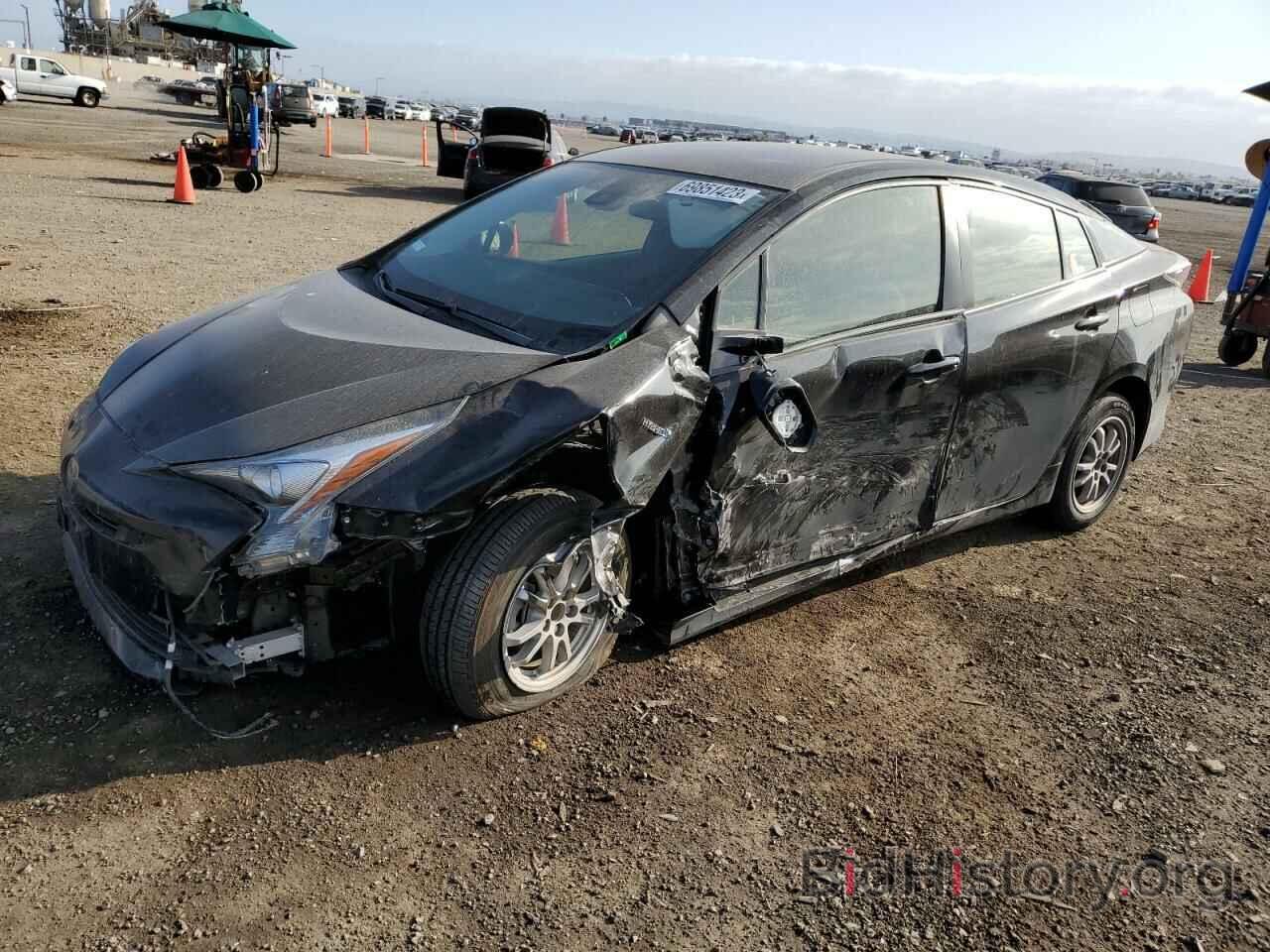 Photo JTDKBRFU4J3602143 - TOYOTA PRIUS 2018