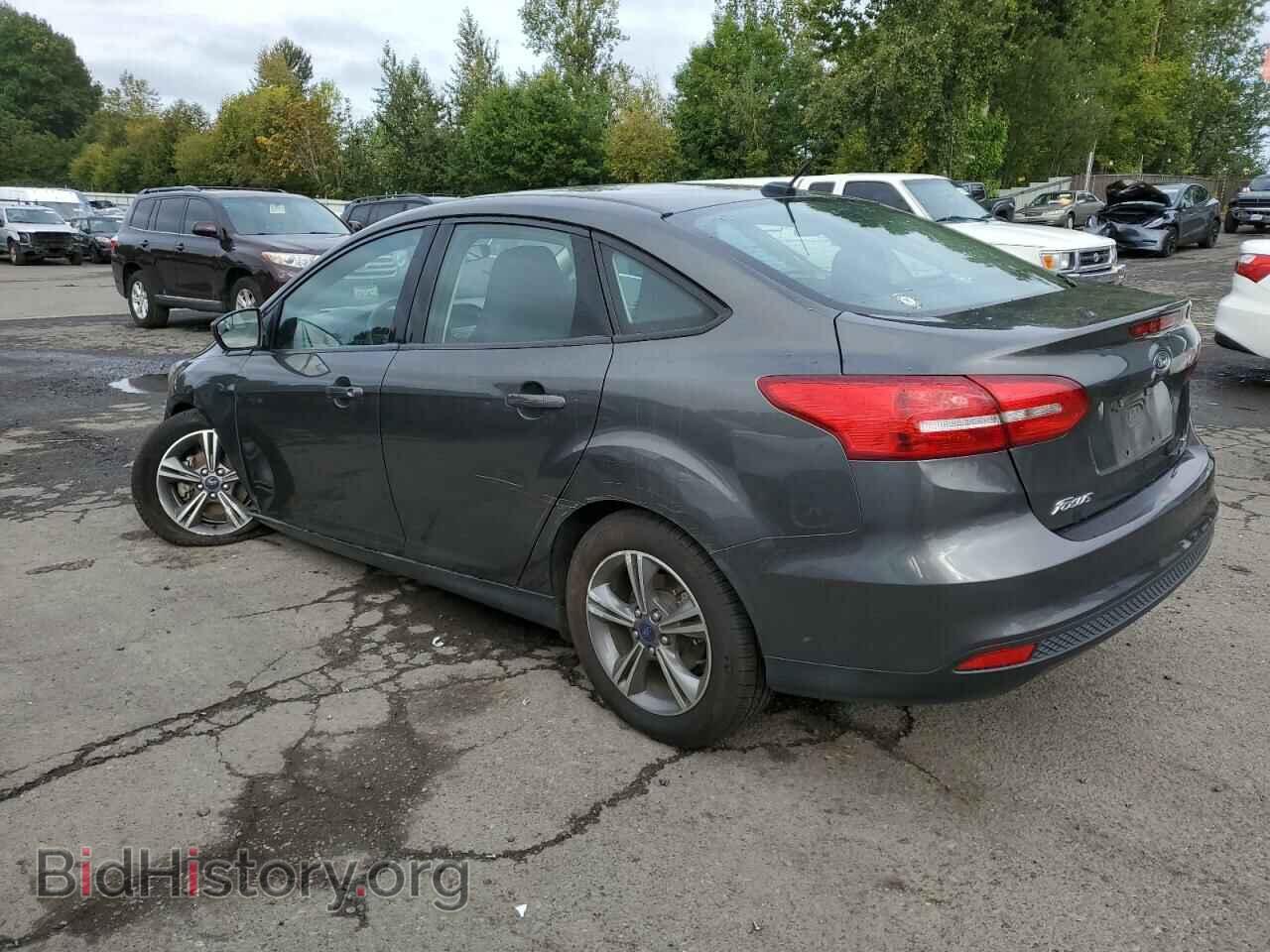 2018 FORD FOCUS - VIN: 1FADP3FEXJL261420 - Фото 2
