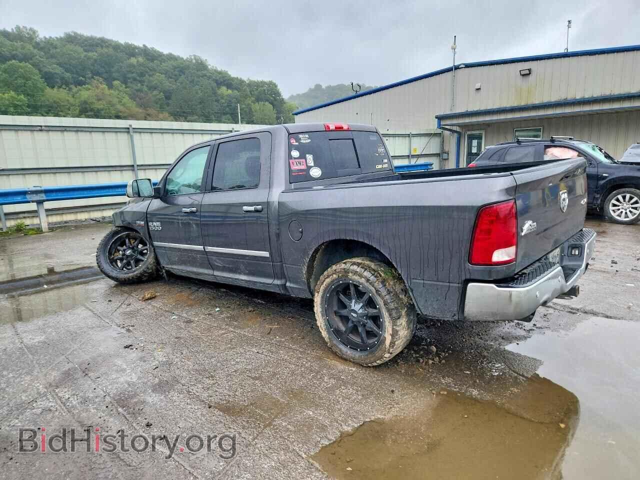 2017 RAM 1500 - VIN: 3C6RR7LT7HG608480 - Photo 2